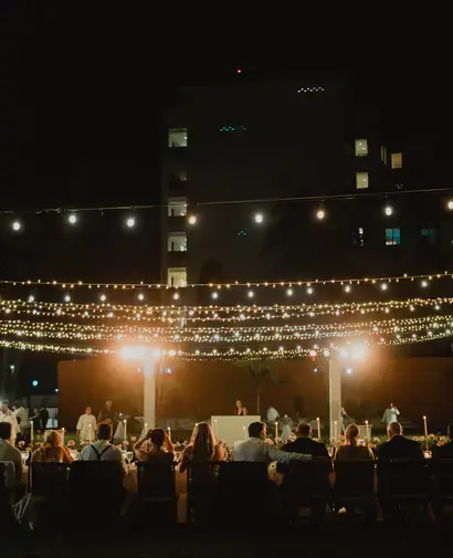 Equipo Celtrev coordinando boda tradicional